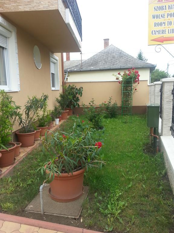 Marinica Apartman Hajdúszoboszló 外观 照片